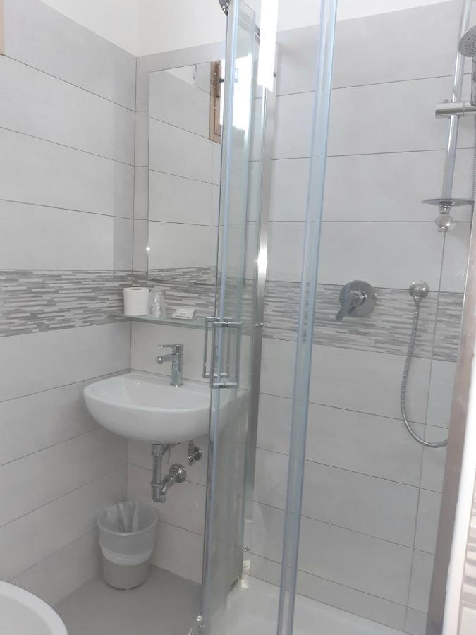 Hotel Raul Riccione Buitenkant foto