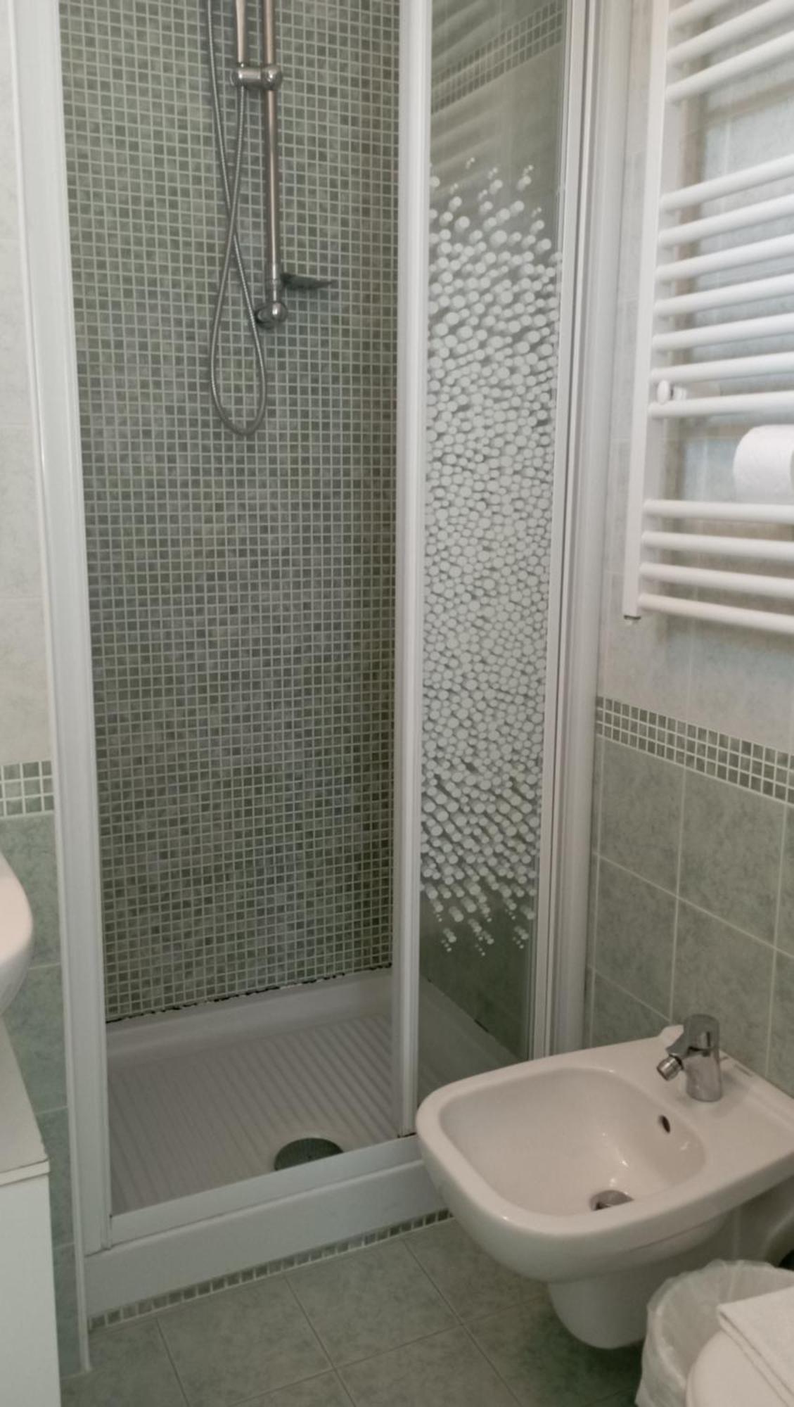 Hotel Raul Riccione Buitenkant foto